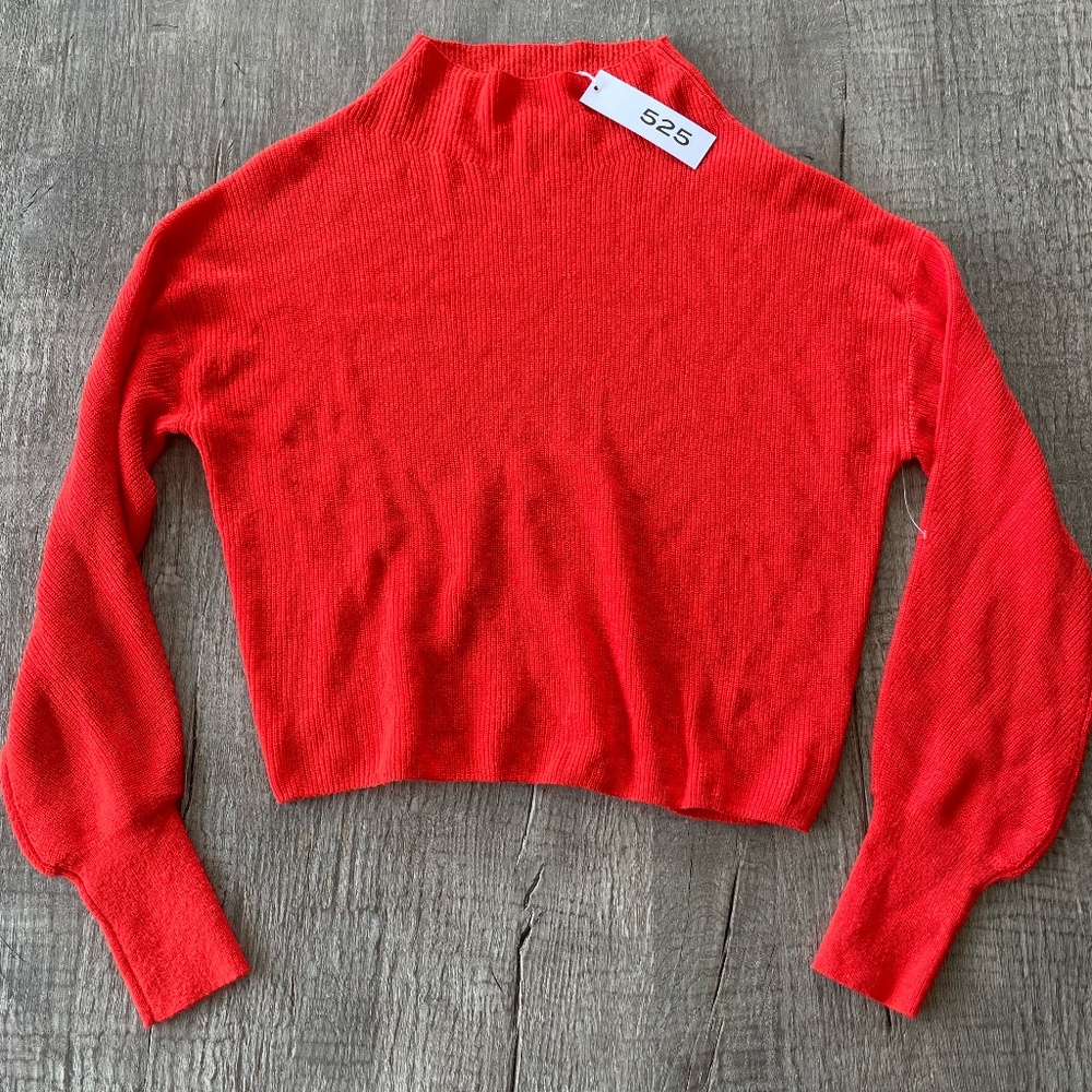 525 America Sweater NWT